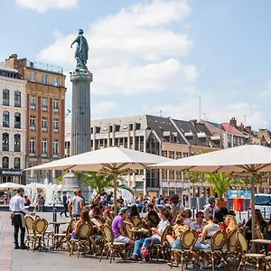 Jean-baptiste Lebas - Superb 2 Bed Lille